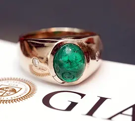 Gold, Emerald & Diamond in 14k Yellow Gold Ring. 1.00ct TDW.